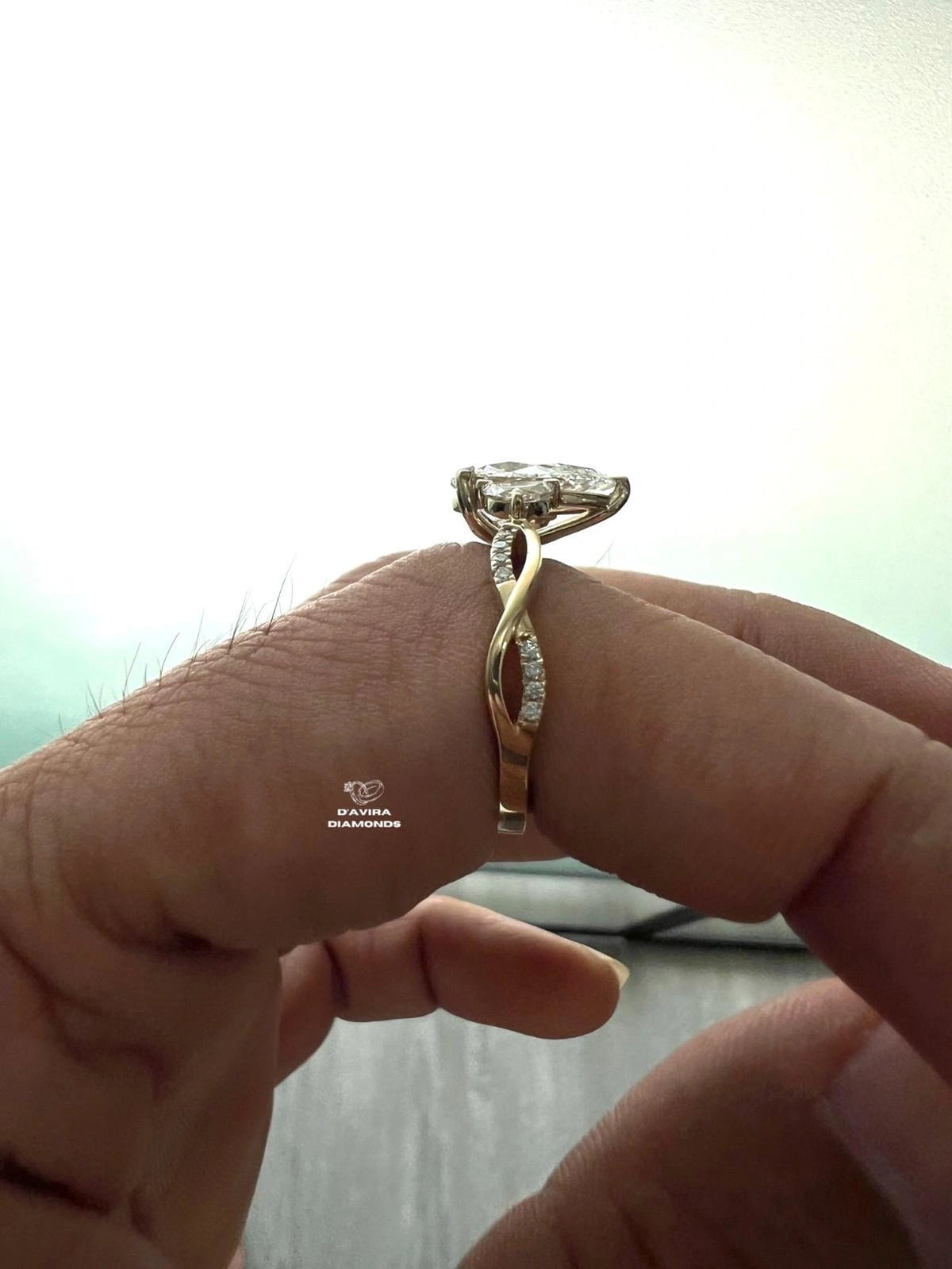 side view of the yellow gold ring for women