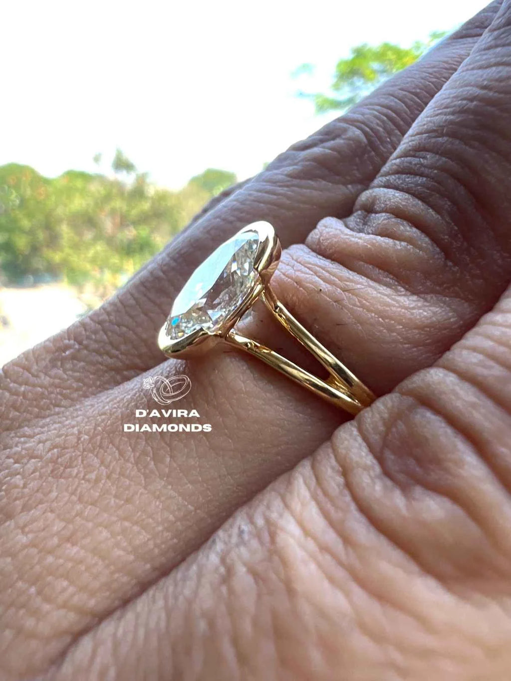 Half Bezel Oval Diamond Engagement Rings for Women Fine Jewelry 10K & 14K & 18K Gold,Platinum and Silver