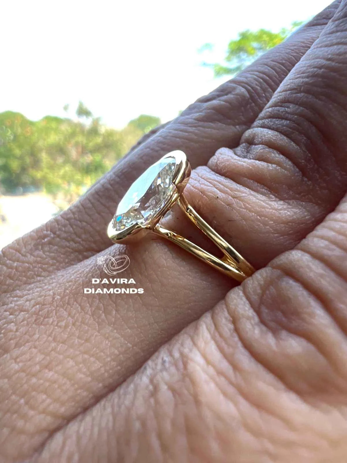 Half Bezel Oval Diamond Engagement Rings for Women Fine Jewelry 10K & 14K & 18K Gold,Platinum and Silver