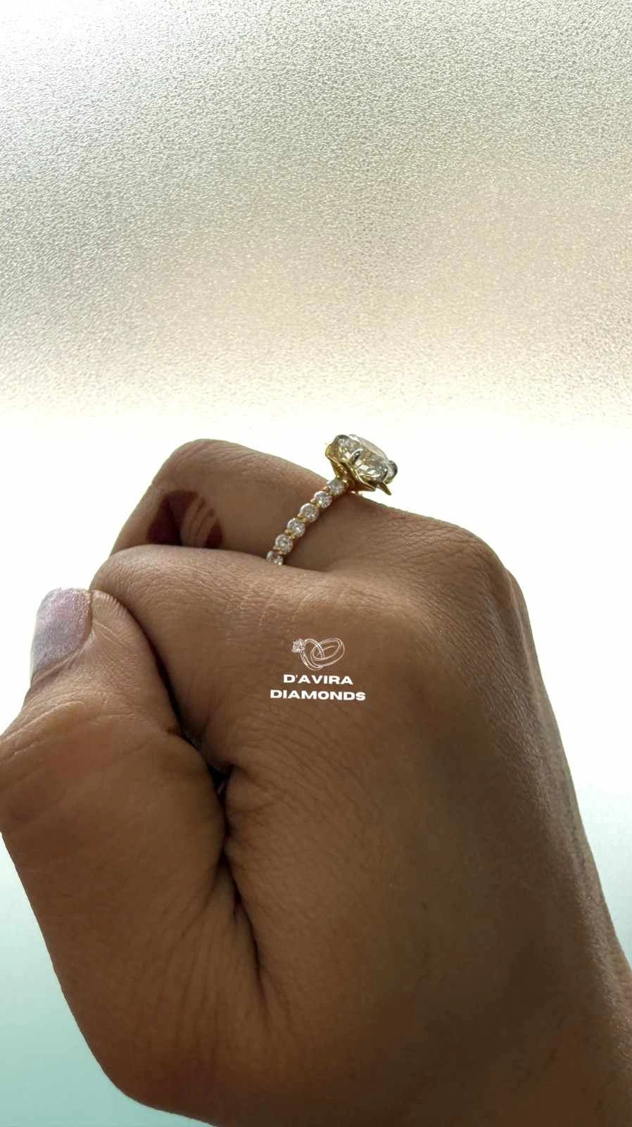 Floral Round Cut Lab Grown Diamond Anniversary Ring